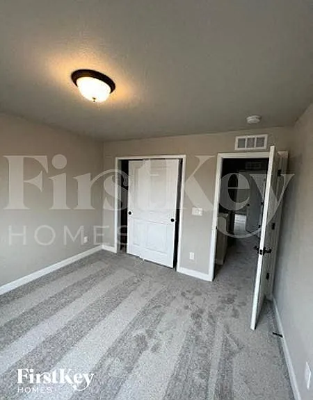 10190 Luneth Dr — Photo 7