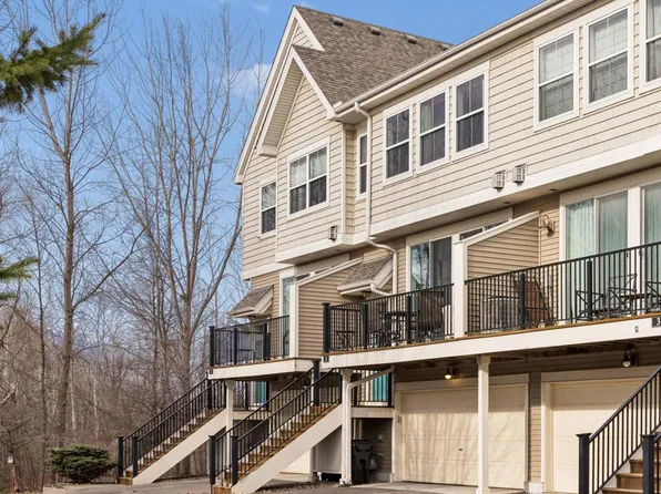 4675 Victor Path Unit 5, Hugo, MN 55038