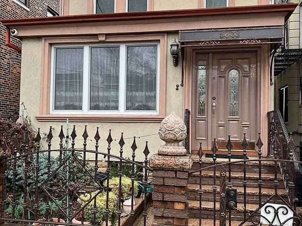 58-38 Fresh Pond Rd, Maspeth, NY 11378