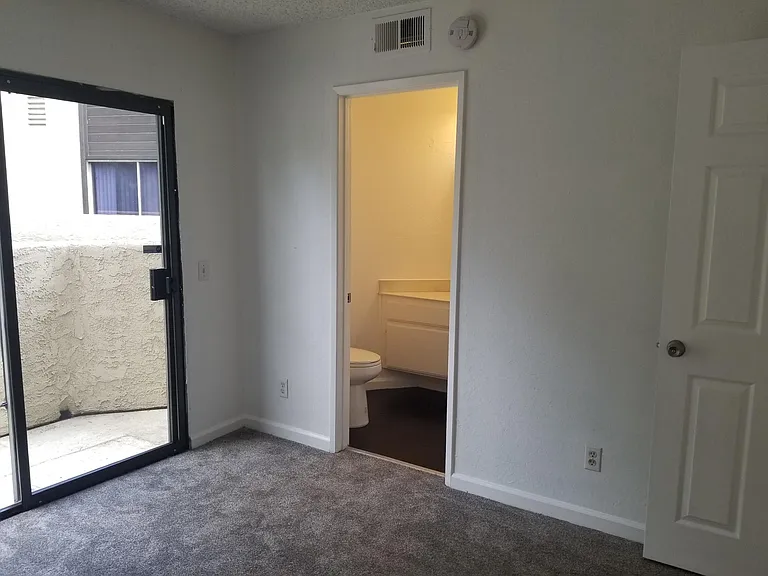 3601 Loggers Ln — Photo 14