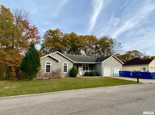 600 S Loft Ln, Athens, IL 62613