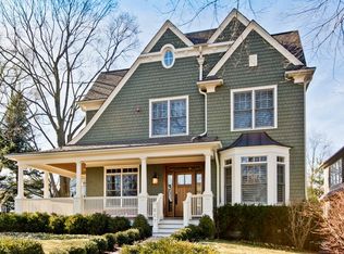 217 3rd St, Libertyville, IL