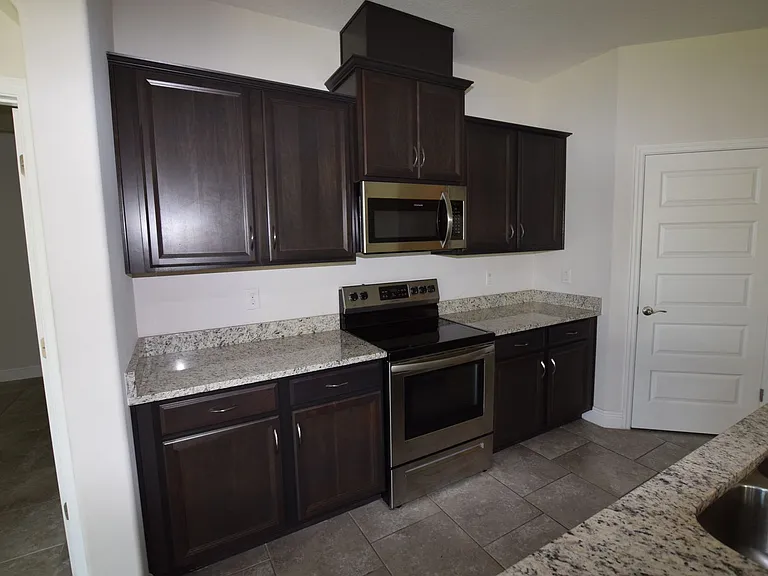 10284 Atwater Bay Dr — Photo 11
