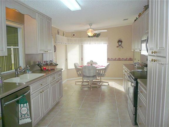 4th image of 447 Landsedge Dr