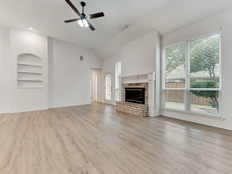 4008 Daden Oaks Dr — Photo 7