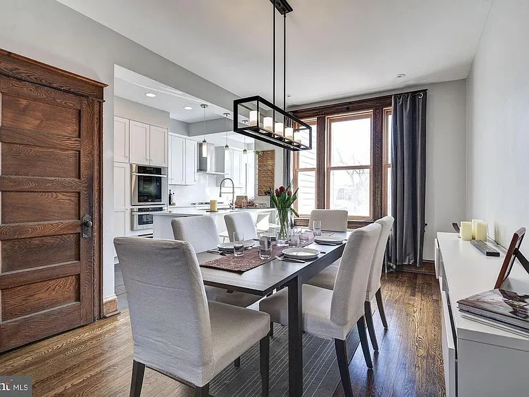 622 Randolph St NW — Photo 1
