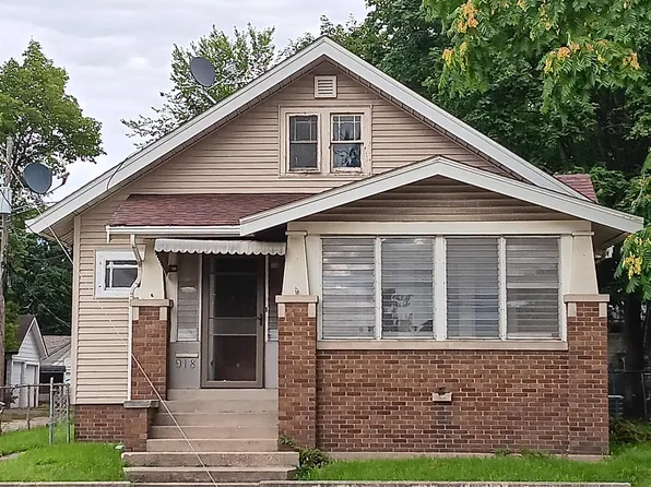 918 11th St, Rockford, IL 61104