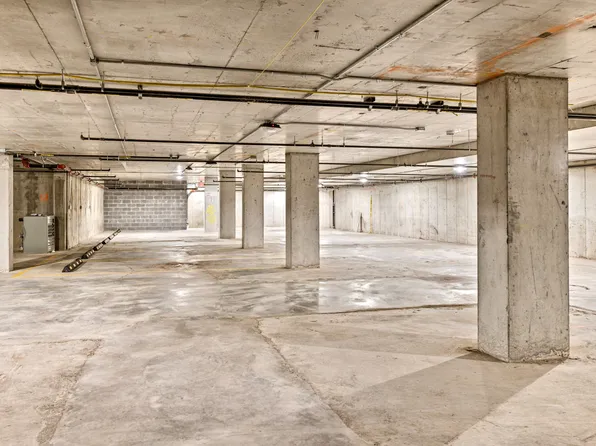 2605 Snyder Avenue image 26 of 31