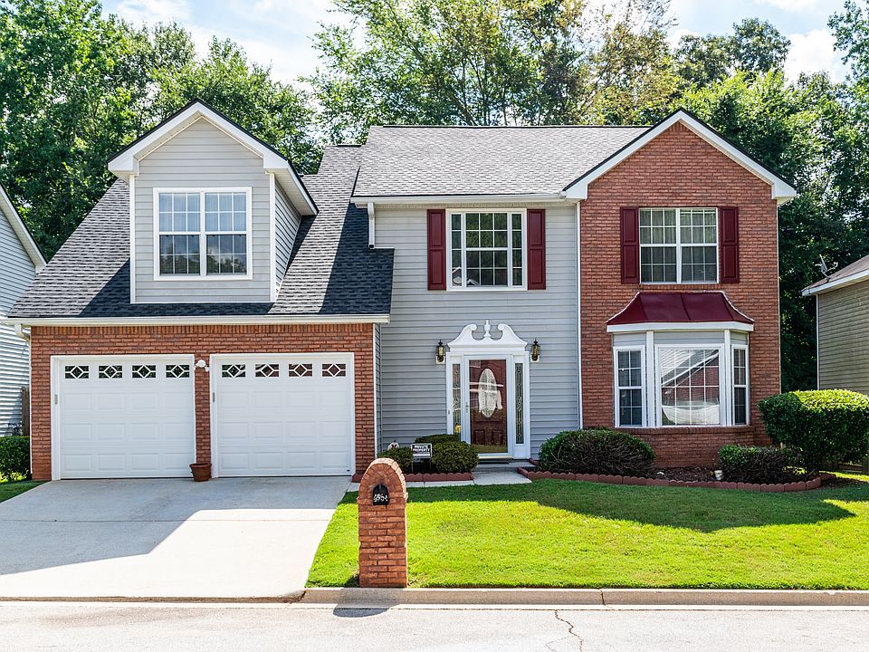 1st image of 4554 Carriage Park Dr