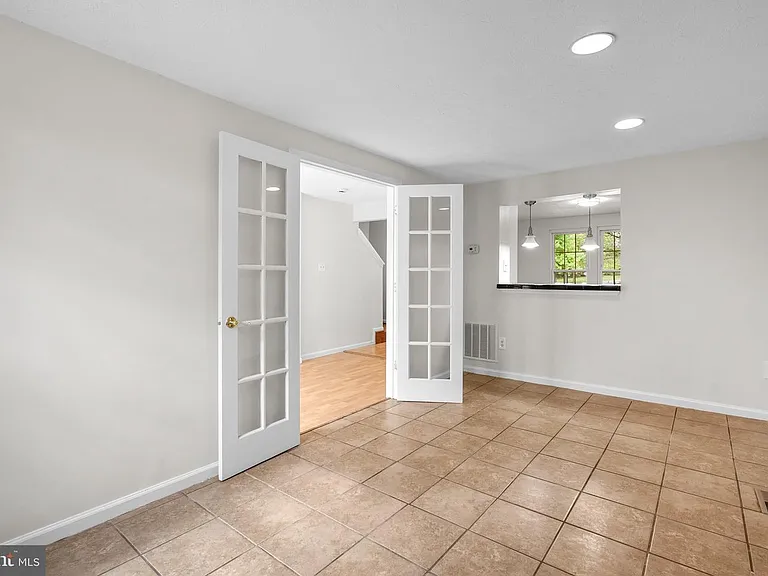 14205 Castlemoor Ct — Photo 37
