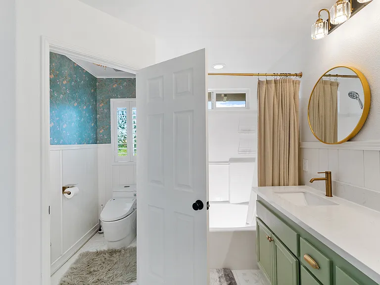 565 Alderbery Ln — Photo 7