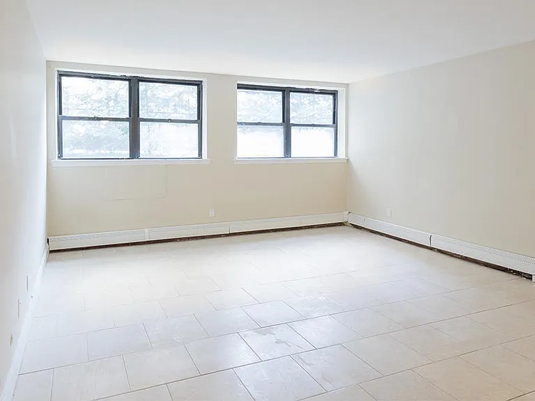 275 South Harrison Street — Photo 6