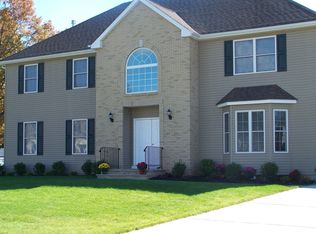 6 Mynipoti Ct, Piscataway, NJ 08854