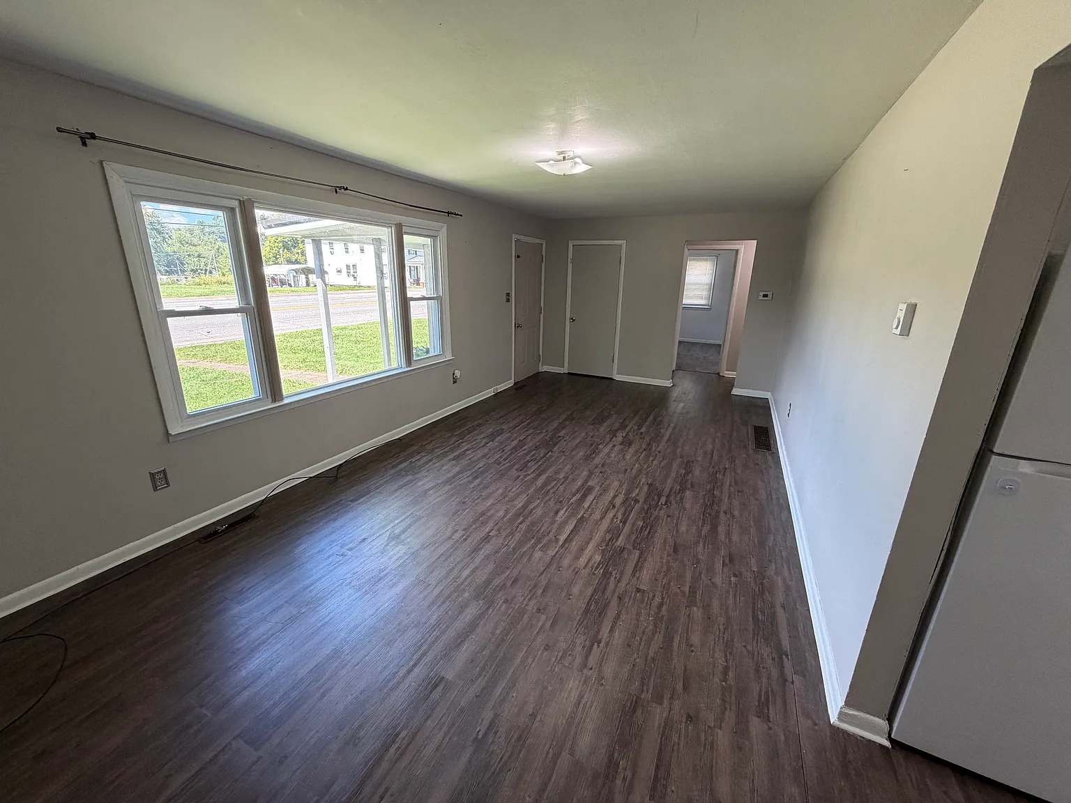 3 bed, 1180 sqft, $1,000 — Photo 4