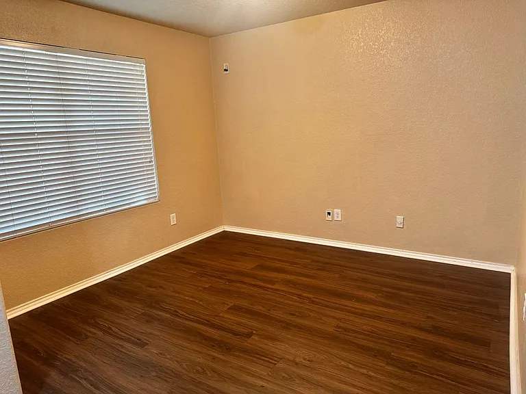 8642 Brisa Royale — Photo 2