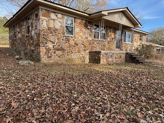 2nd image of 2389 Newport Rd