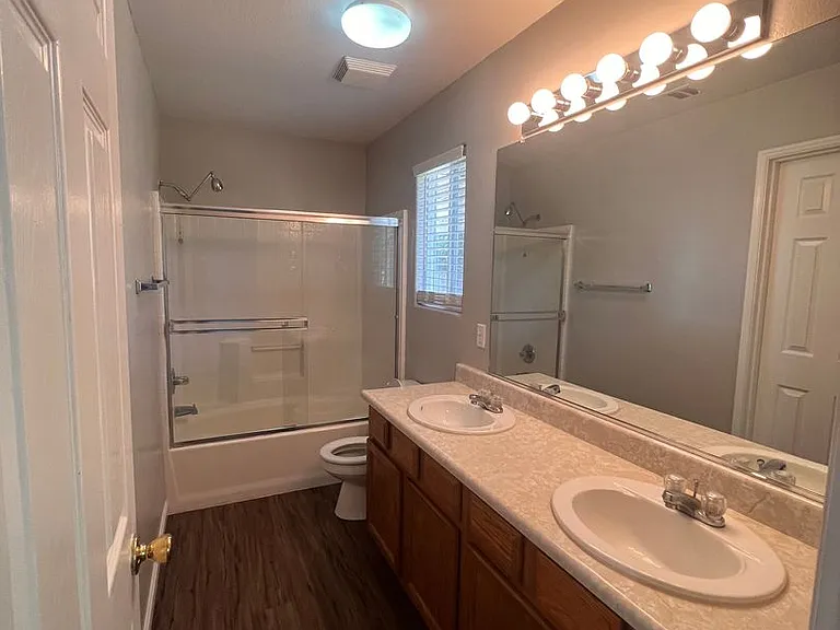 1692 Mount Whitney Ave — Photo 11