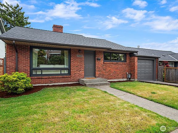 2nd image of 5028 41st Avenue SW
