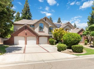 2490 W Atlanta Ave, Fresno, CA