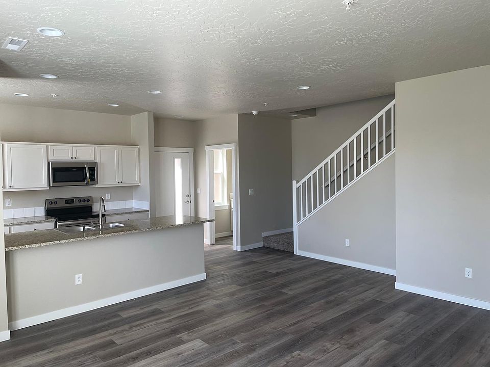 1st image of 2819 S 10th Ave APT B
