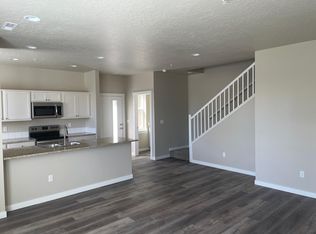 2819 S 10th Ave APT B, Caldwell, ID 83605