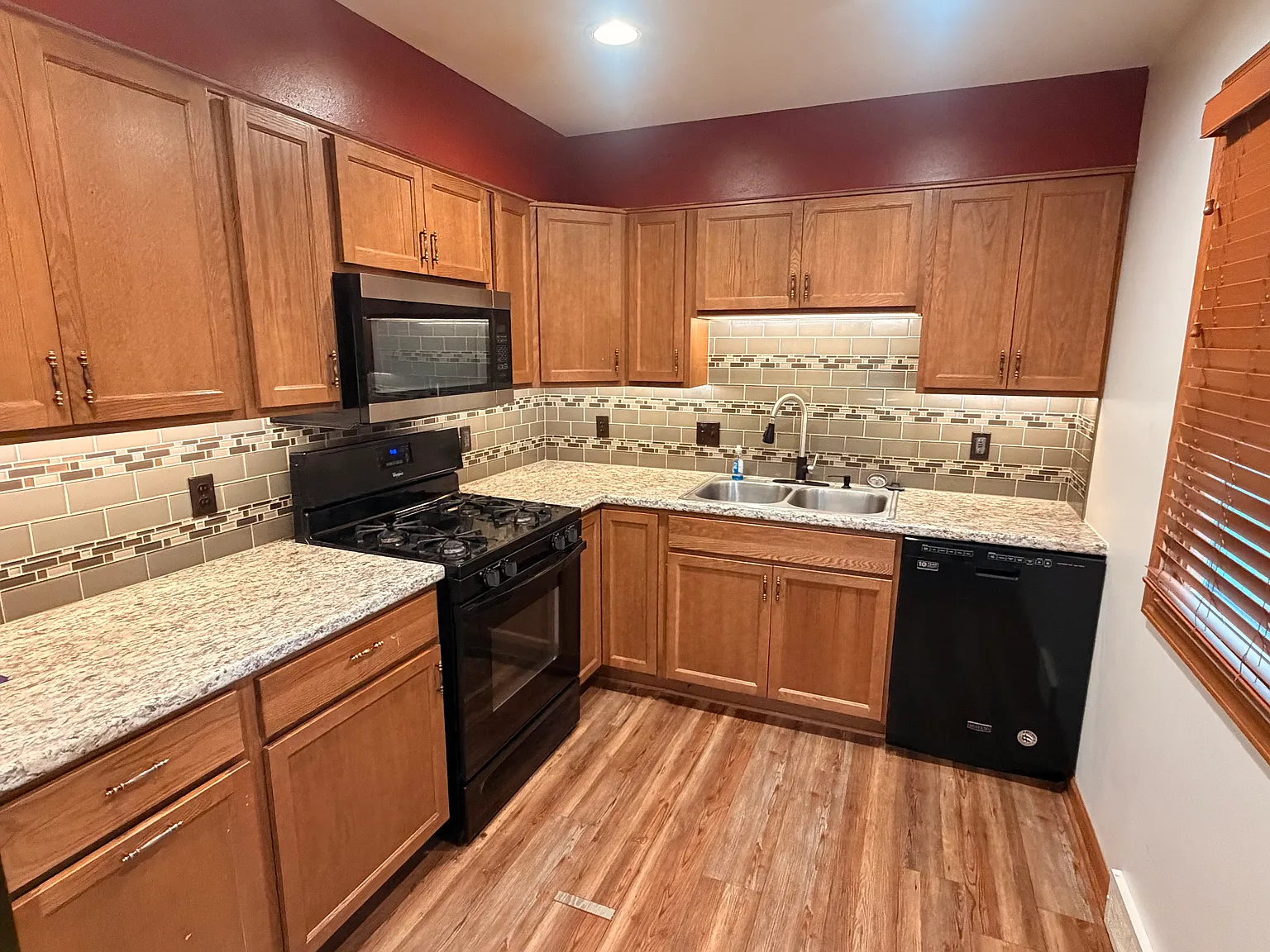 4634 Camden Ave — Photo 4