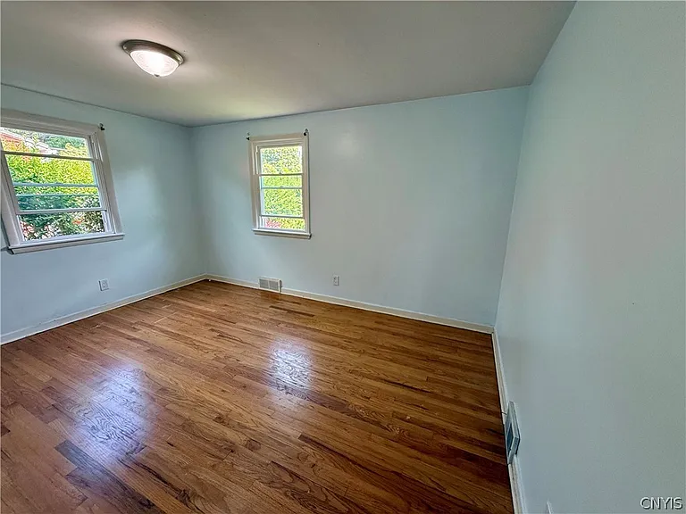 111 Deborah Dr — Photo 11