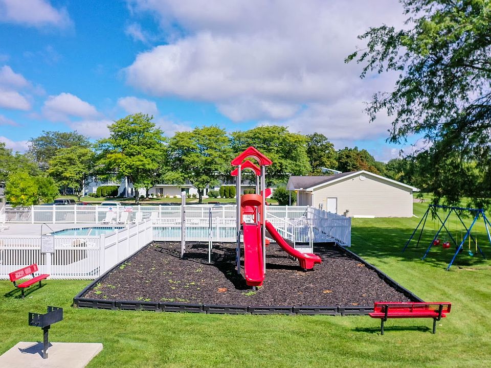 1st image of 4369 W Roundhouse Rd #4364-4