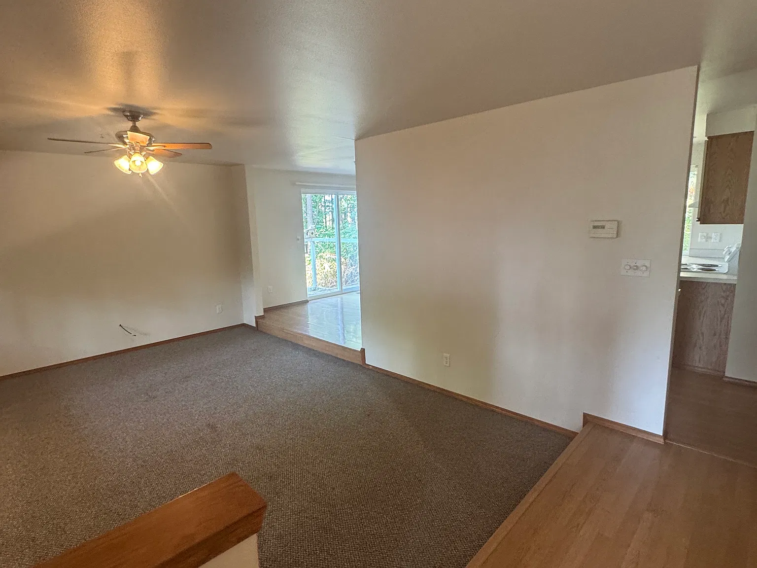 3 bed, 2.5 bath, 2000 sqft, $2,950 — Photo 4