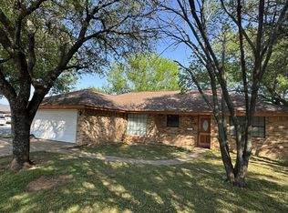 1111 W Lingleville Rd, Stephenville, TX 76401