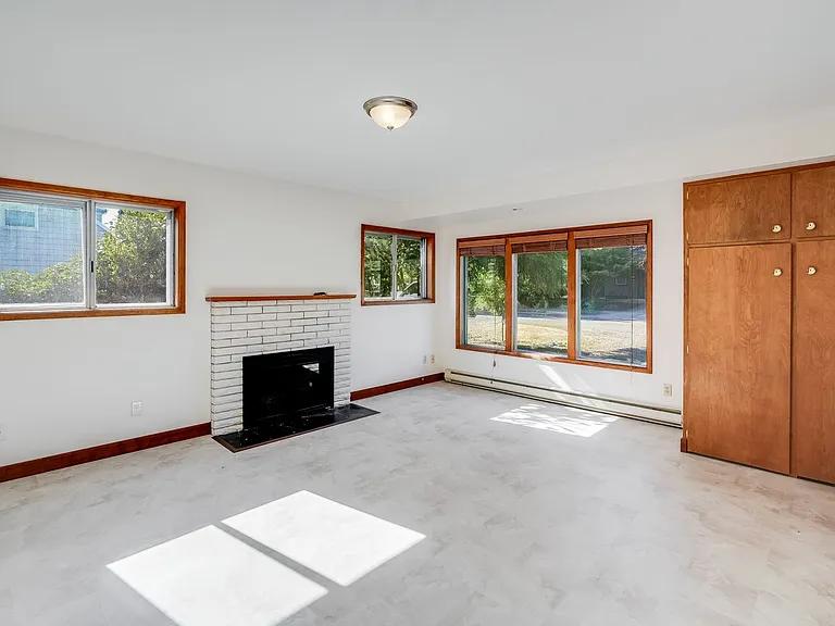9148 SE Ankeny St — Photo 5
