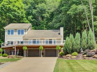 225 Cheyenne Trl, Malvern, OH 44644