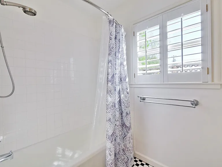 2990 Cowper St — Photo 33