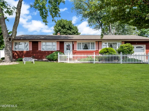 4 Middlesex Road, Matawan, NJ 07747