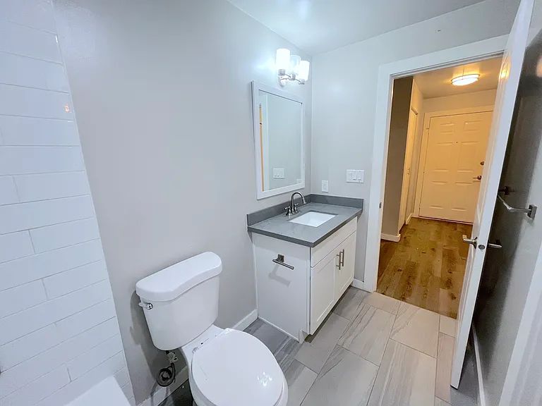 Northview Terrace — Photo 26