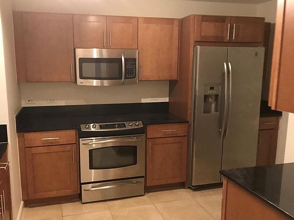 4th image of 8395 SW 73rd Ave APT 420