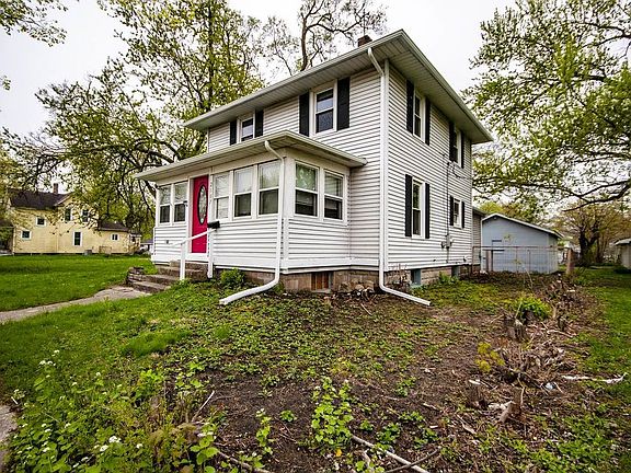 2nd image of 2107 Pleasant Plain Ave