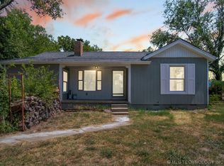 647 N 153rd East Ave, Tulsa, OK 74116