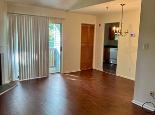 212 Highland Blvd APT C, New Castle, DE 19720