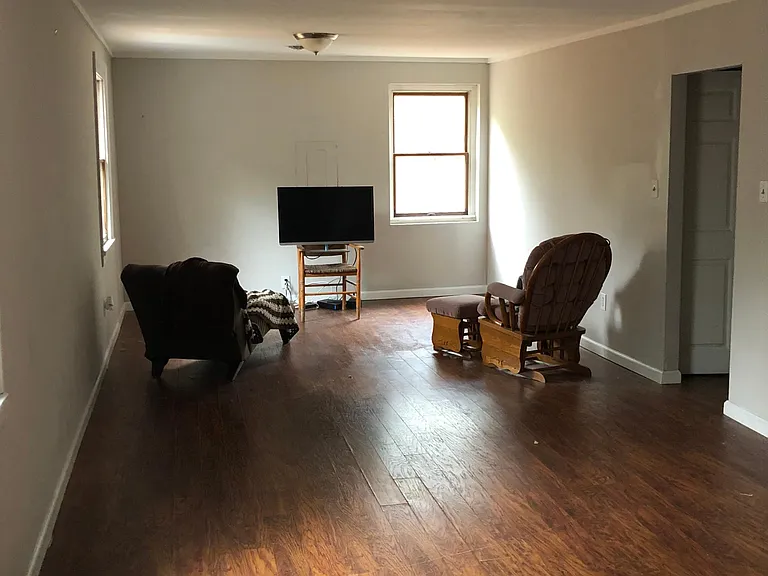128 Press Ave #A — Photo 3