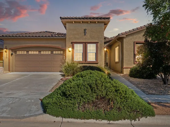 370 Zuni River Cir SW, Los Lunas, NM 87031