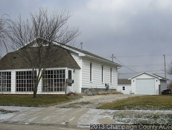 414 E Attica St photo 1