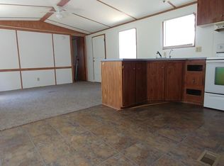 231 Neilsen Ave, Interlachen, FL 32148