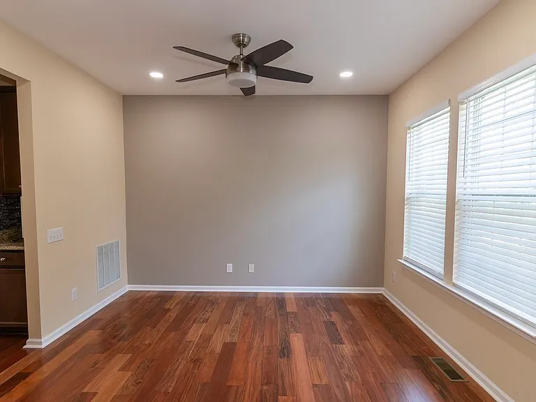823 S Haines Cir — Photo 9