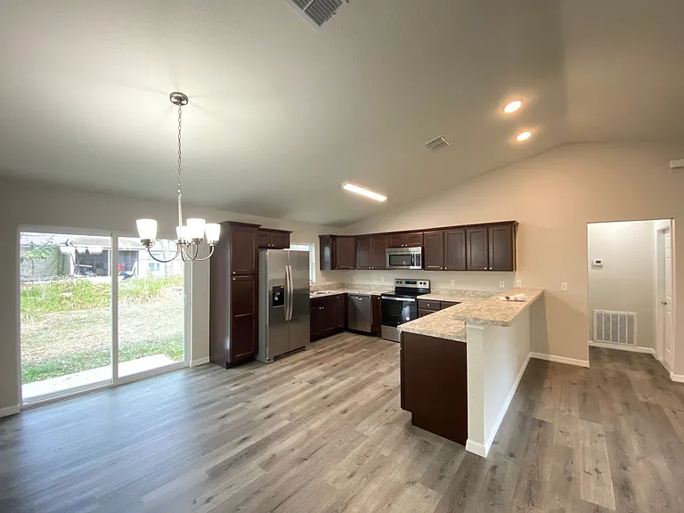 13 Redwood Trace Ln — Photo 7