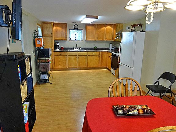 5th image of 4735 N Edgewood Dr