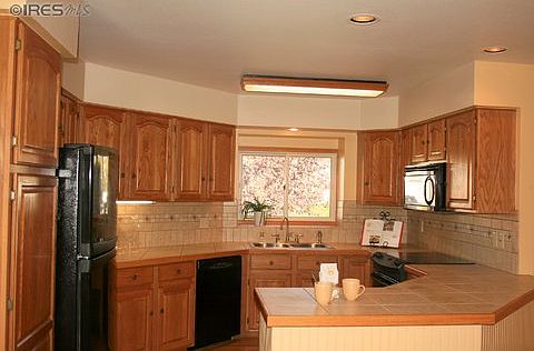 5th image of 1255 Honeysuckle Ct