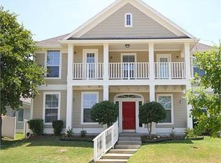 1916 Plymouth Dr, Aubrey, TX 76227