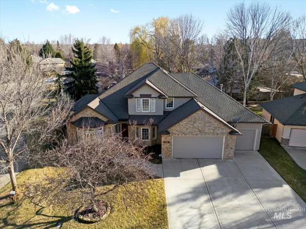 2701 E Parkriver Dr, Boise, ID 83706