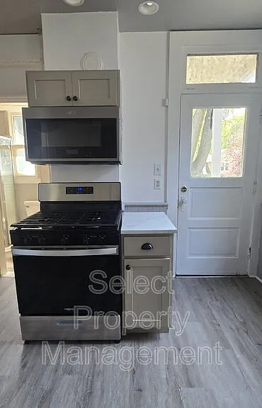 223 W Woodland Ave #1 — Photo 7